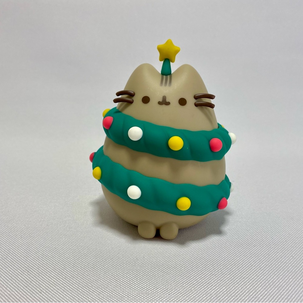 Pusheen Christmas Tree Cat Figurine with Green and Tan